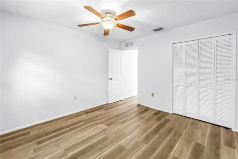 112 Meadowcross Drive Safety Harbor FL 34695