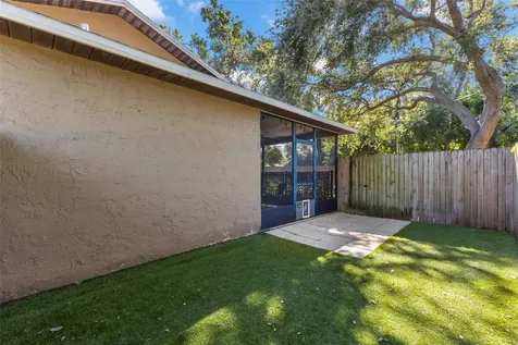 112 Meadowcross Drive Safety Harbor FL 34695