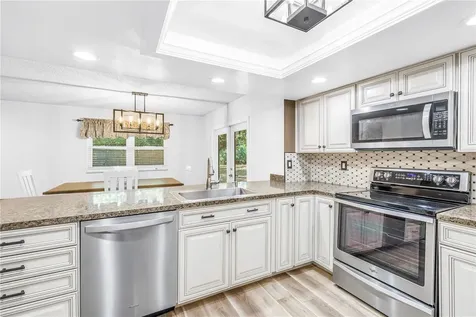 112 Meadowcross Drive Safety Harbor FL 34695