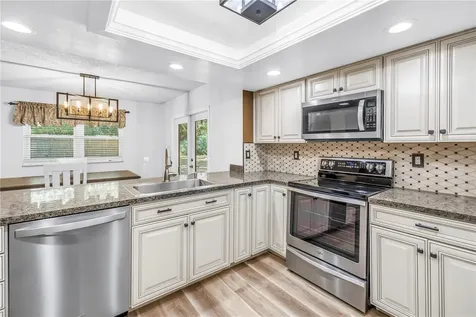 112 Meadowcross Drive Safety Harbor FL 34695