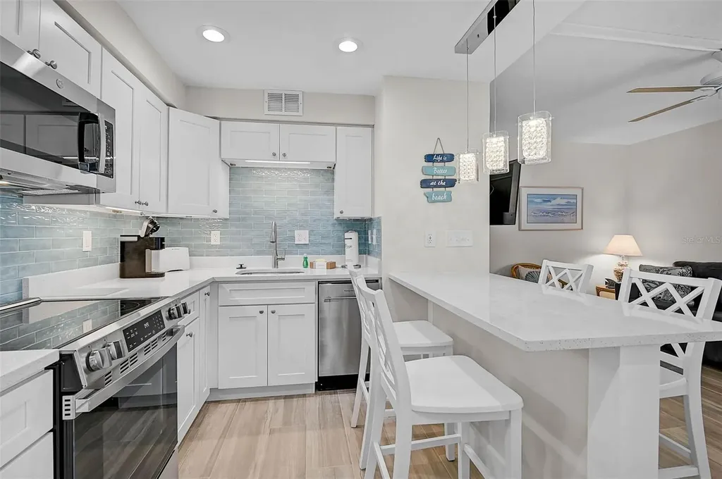 5950 Midnight Pass Road Sarasota FL 34242