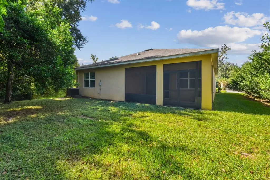 12322 Eastpointe Drive Dade City FL 33525
