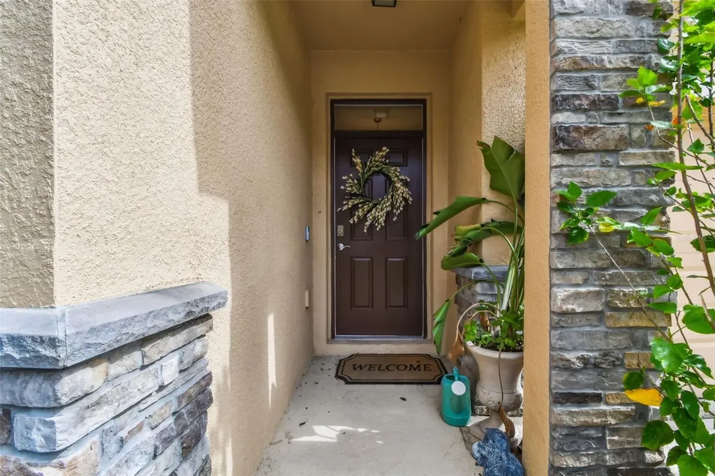 12322 Eastpointe Drive Dade City FL 33525