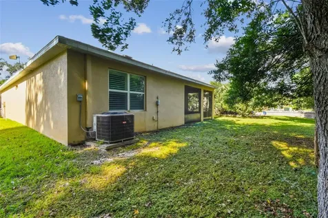 12322 Eastpointe Drive Dade City FL 33525