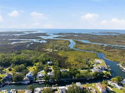 0 Circle Drive Weeki Wachee FL 34607