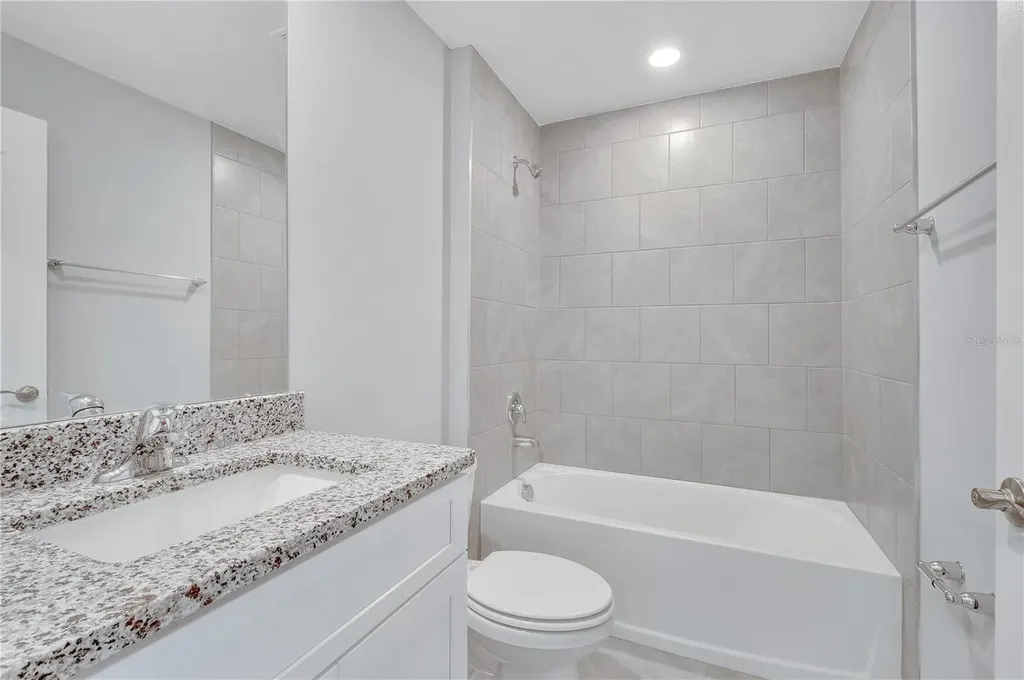 1120 Chesterfield Kissimmee FL 34758