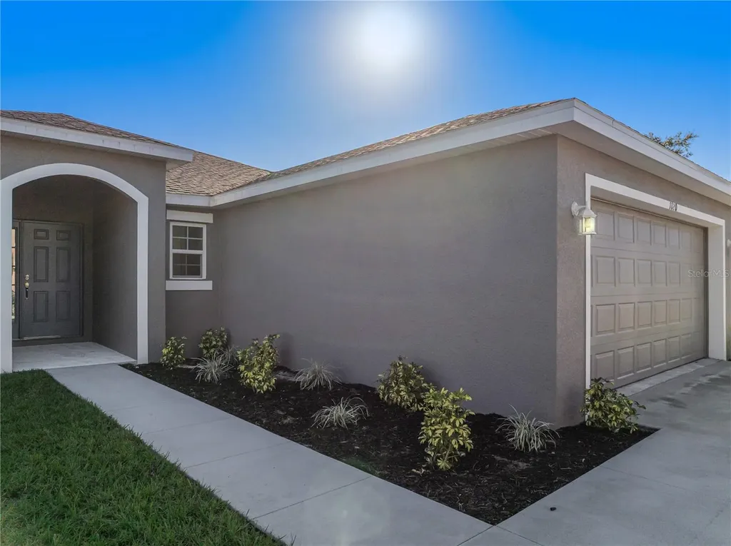 1120 Chesterfield Kissimmee FL 34758