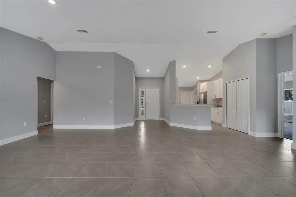 1120 Chesterfield Kissimmee FL 34758