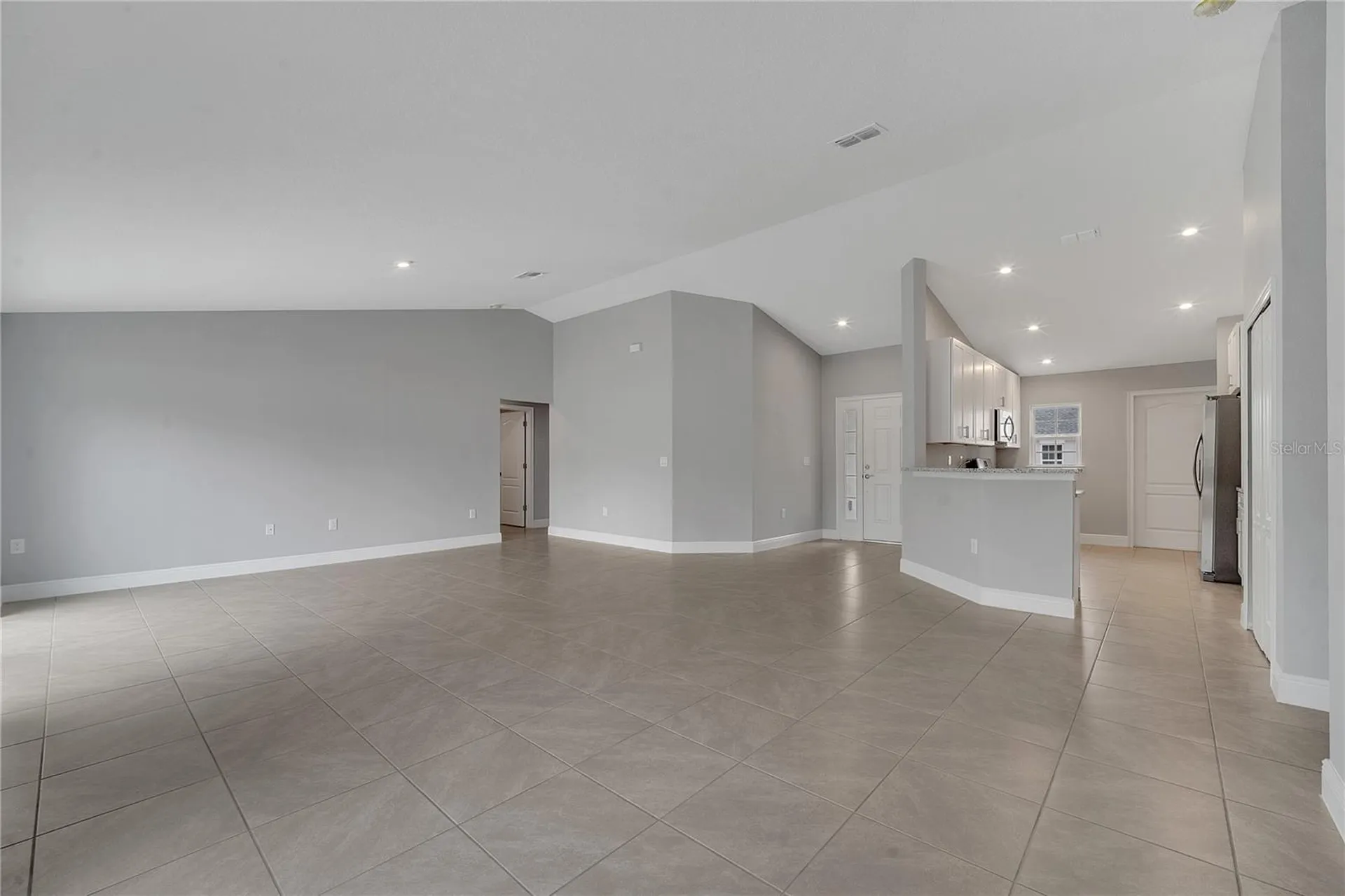 1120 Chesterfield Kissimmee FL 34758