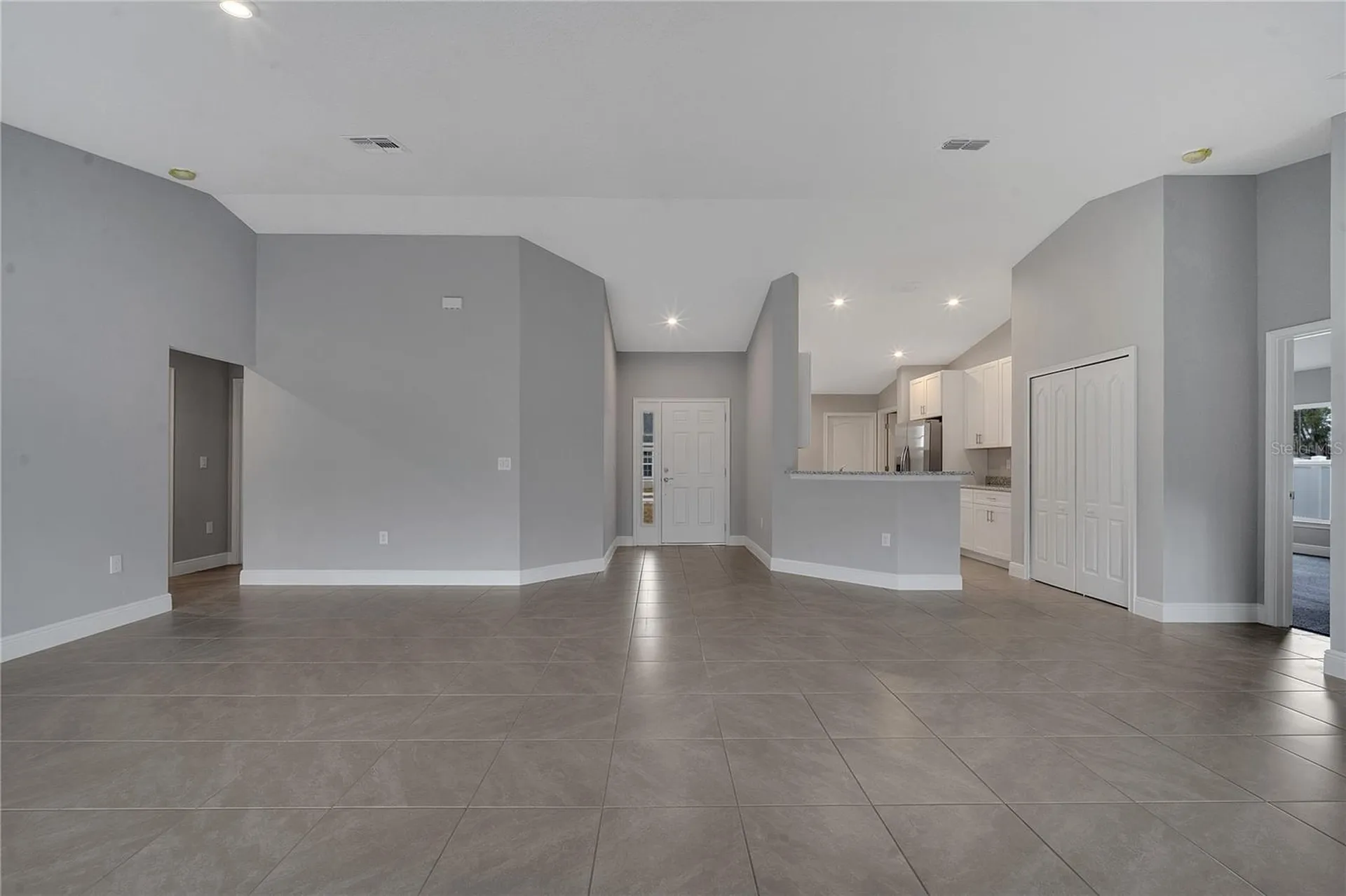 1120 Chesterfield Kissimmee FL 34758