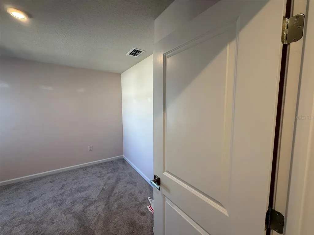 1198 Port Blue Way Lady Lake FL 32159