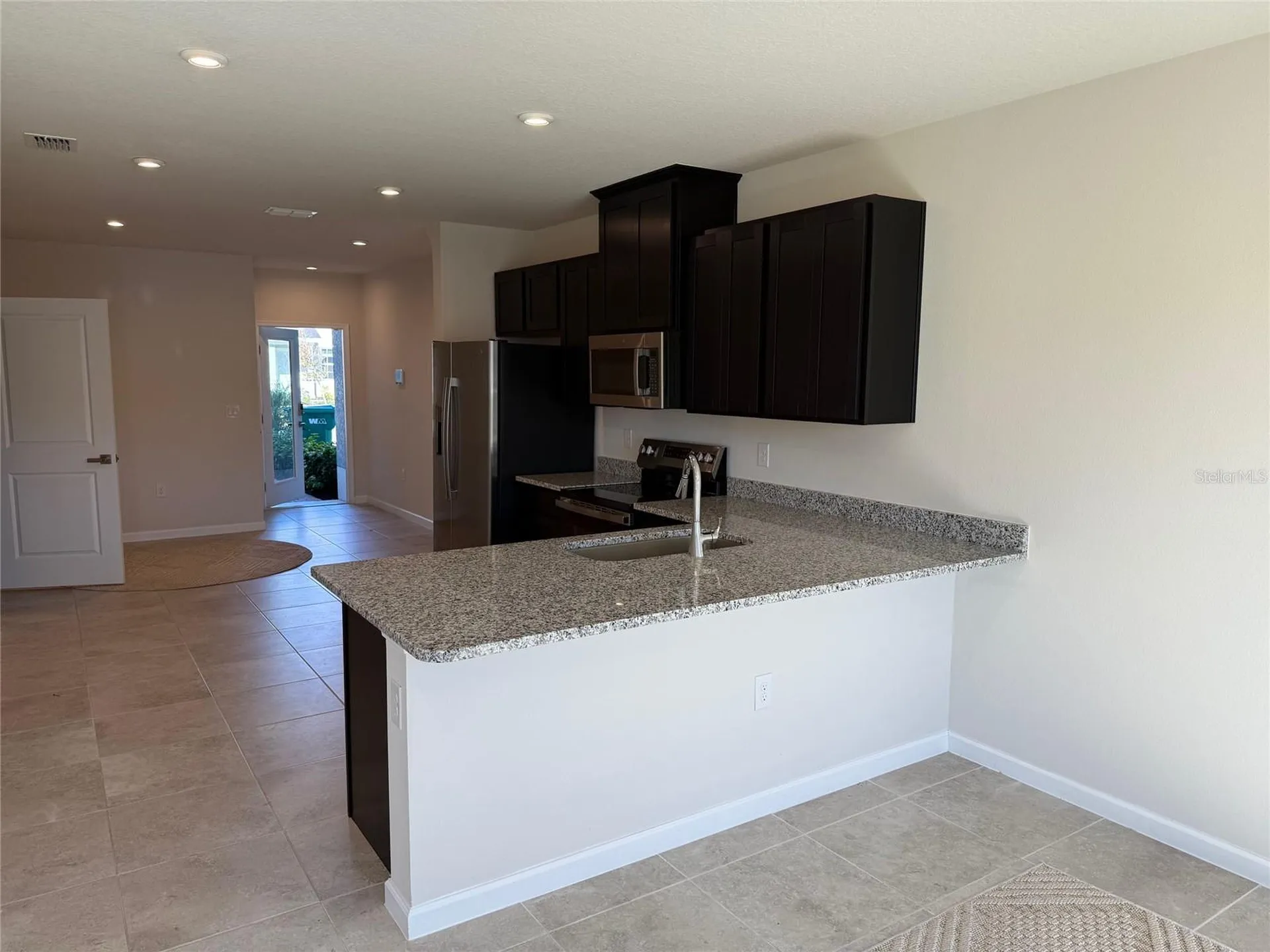 1198 Port Blue Way Lady Lake FL 32159