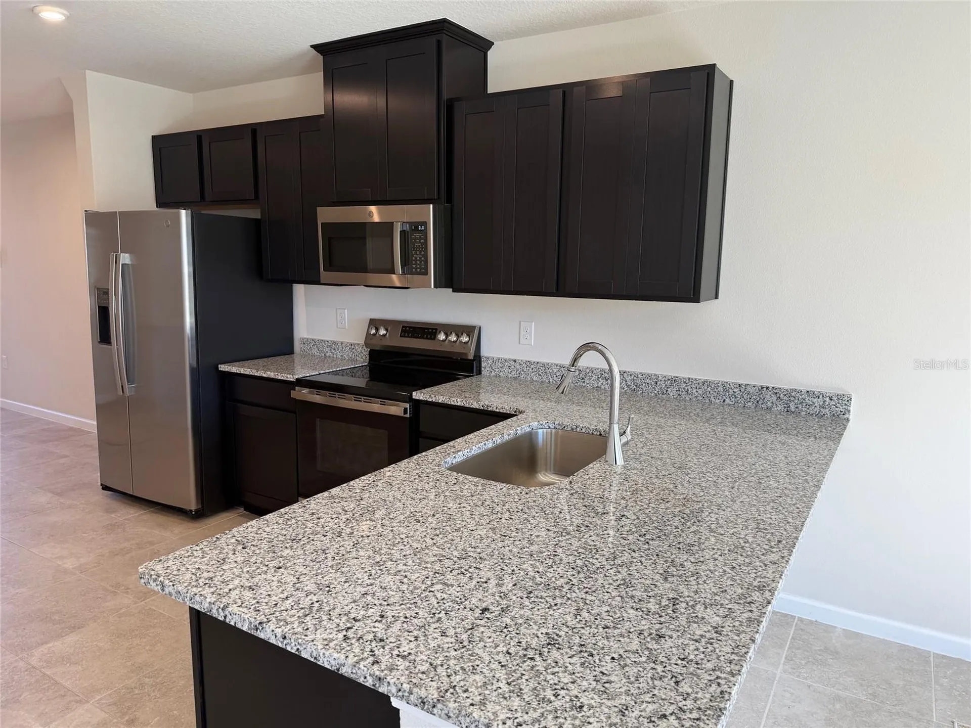 1198 Port Blue Way Lady Lake FL 32159