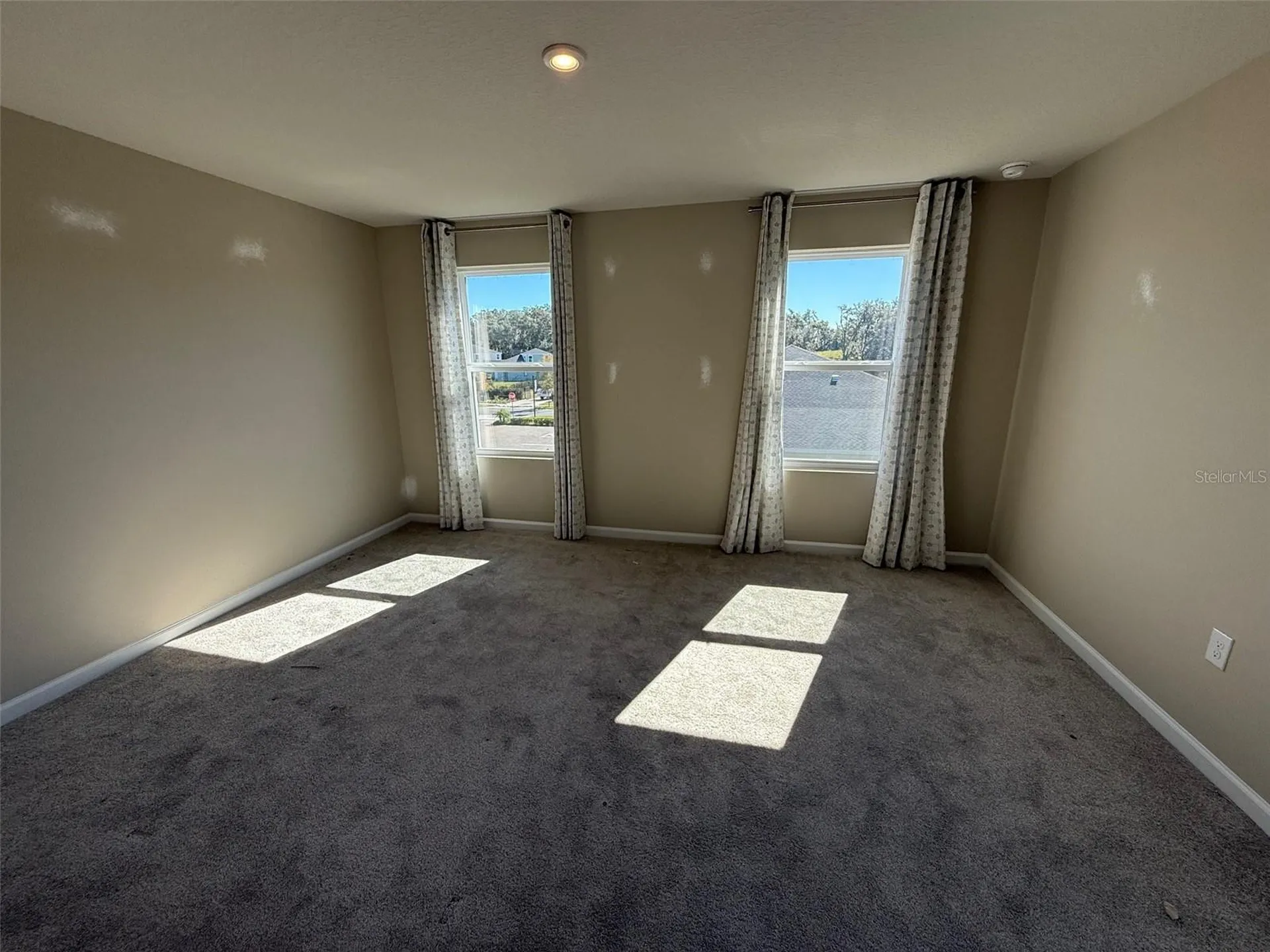 1198 Port Blue Way Lady Lake FL 32159