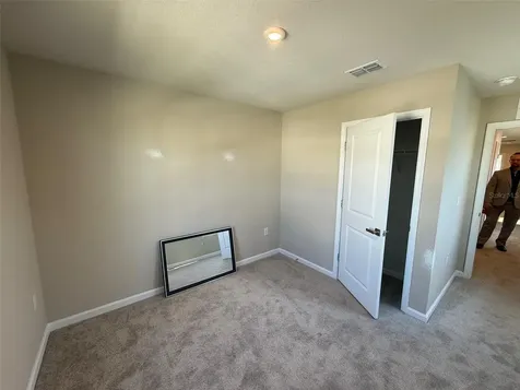 1198 Port Blue Way Lady Lake FL 32159