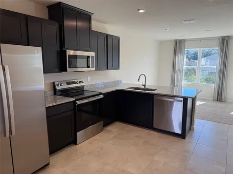1198 Port Blue Way Lady Lake FL 32159