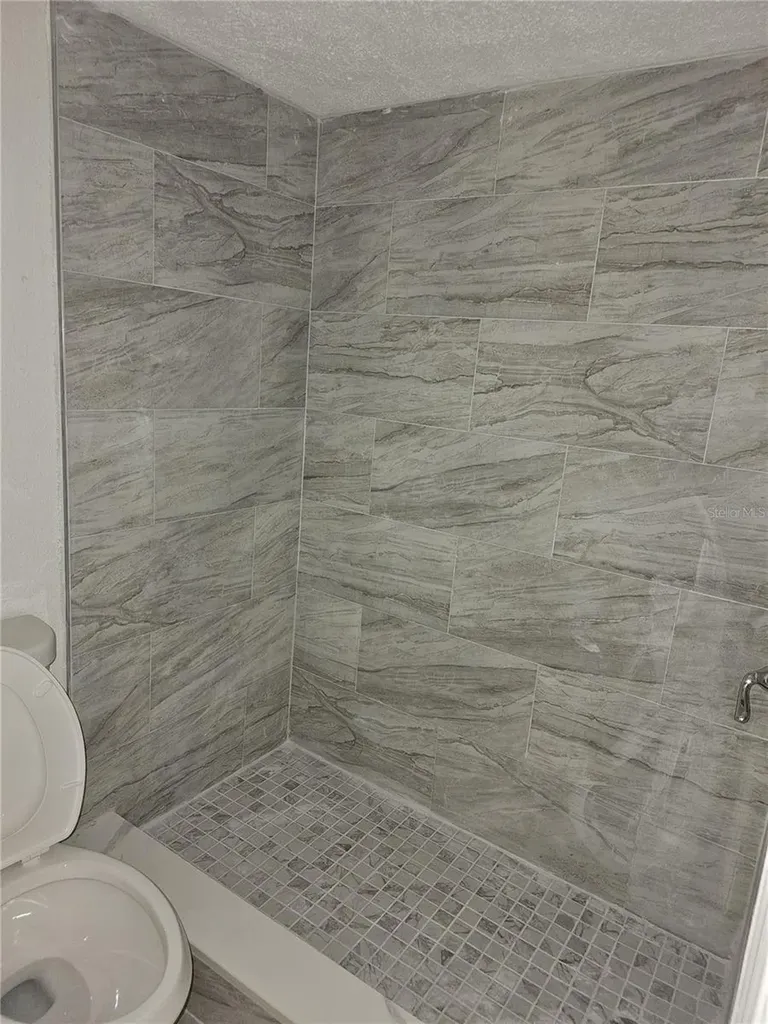 5132 Conroy Road Orlando FL 32811