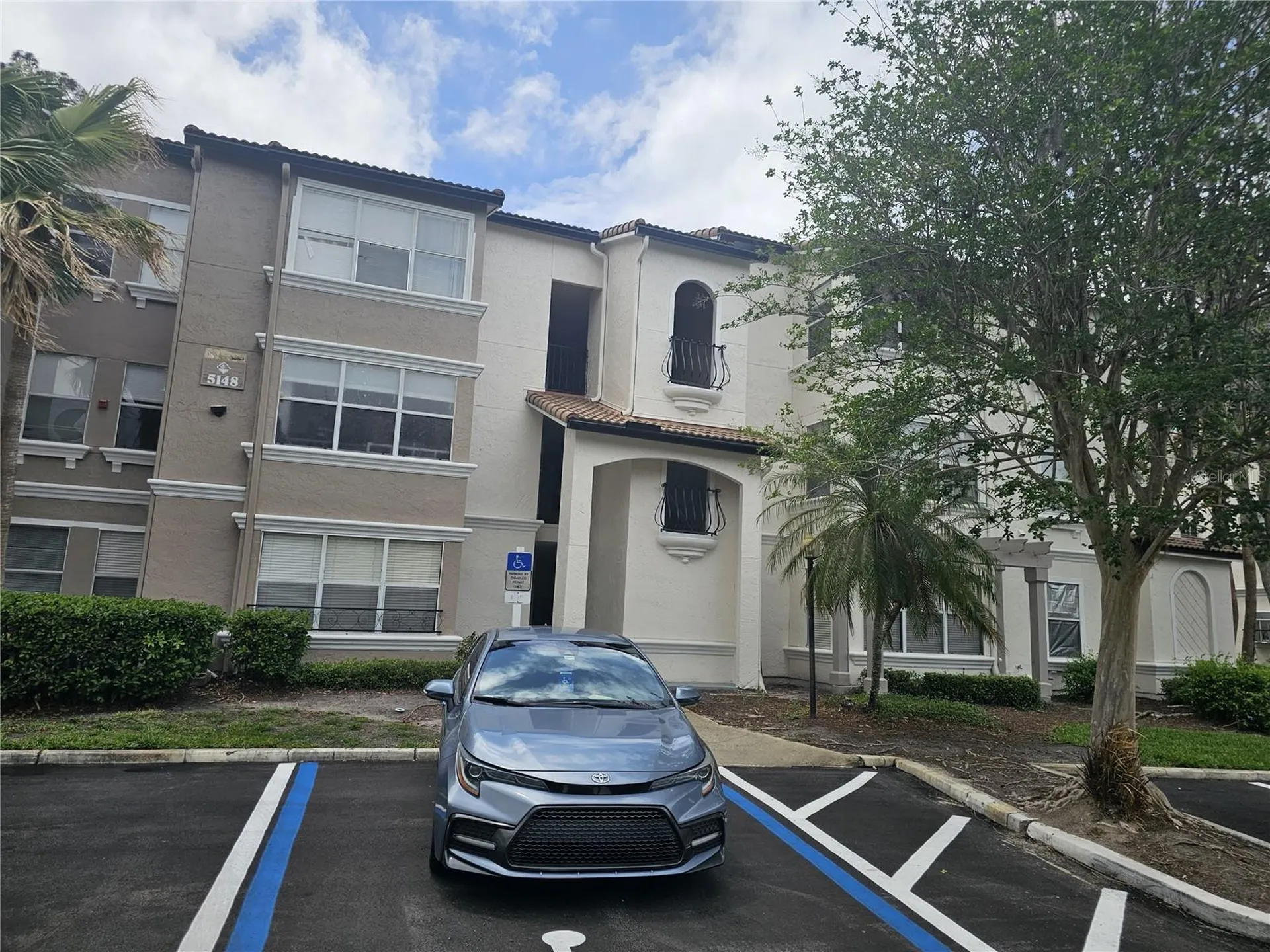 5132 Conroy Road Orlando FL 32811