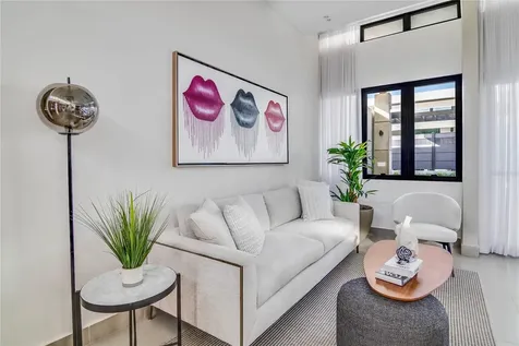 2 Ebro At Residences At Rio Bayamon PR 00956