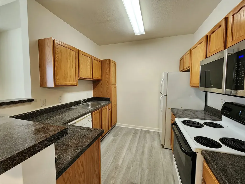 4802 51st Street W Bradenton FL 34210