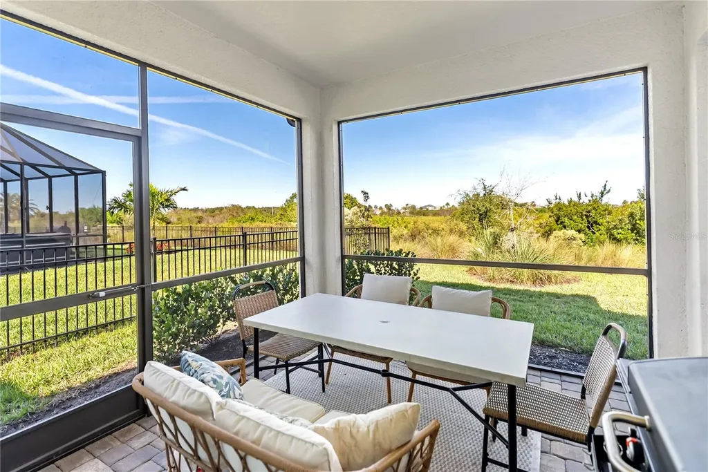 16743 Seraphic Trail Bradenton FL 34211