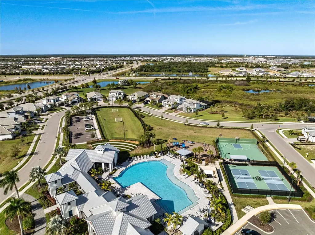 16743 Seraphic Trail Bradenton FL 34211