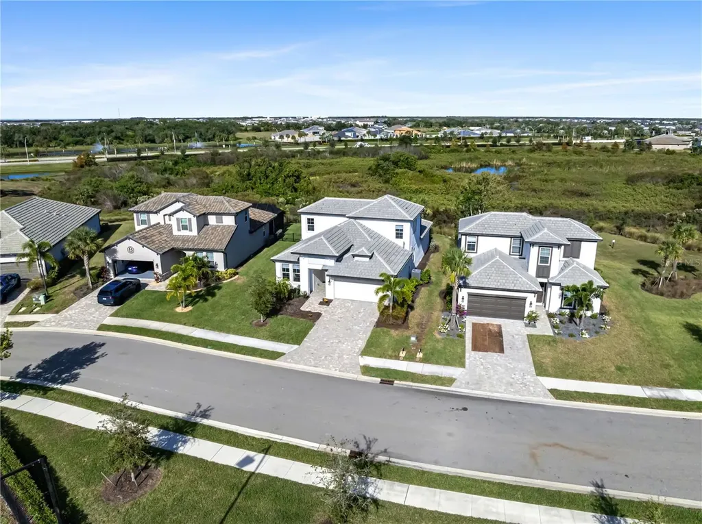 16743 Seraphic Trail Bradenton FL 34211