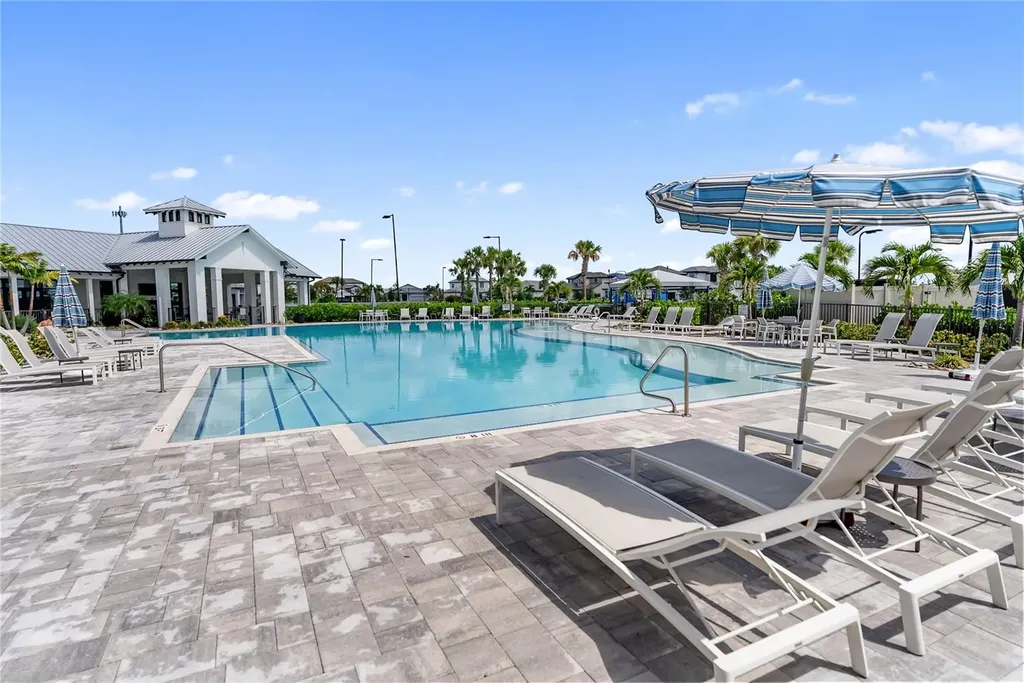 16743 Seraphic Trail Bradenton FL 34211