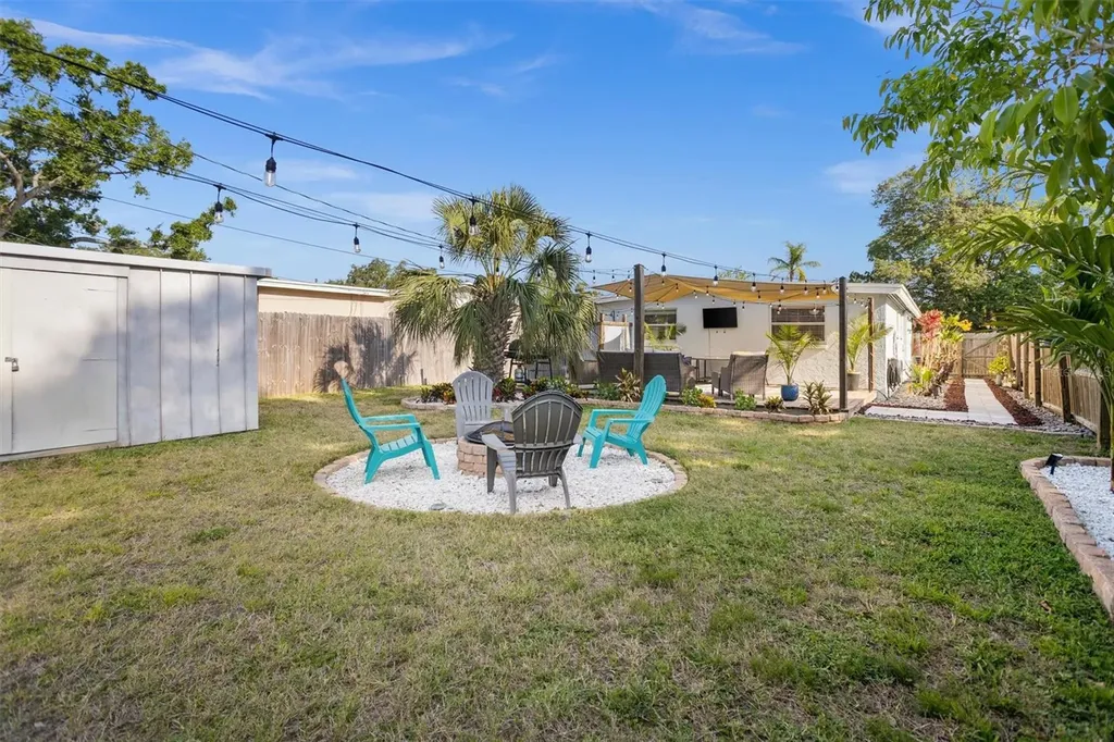 1018 55th Avenue N St Petersburg FL 33703