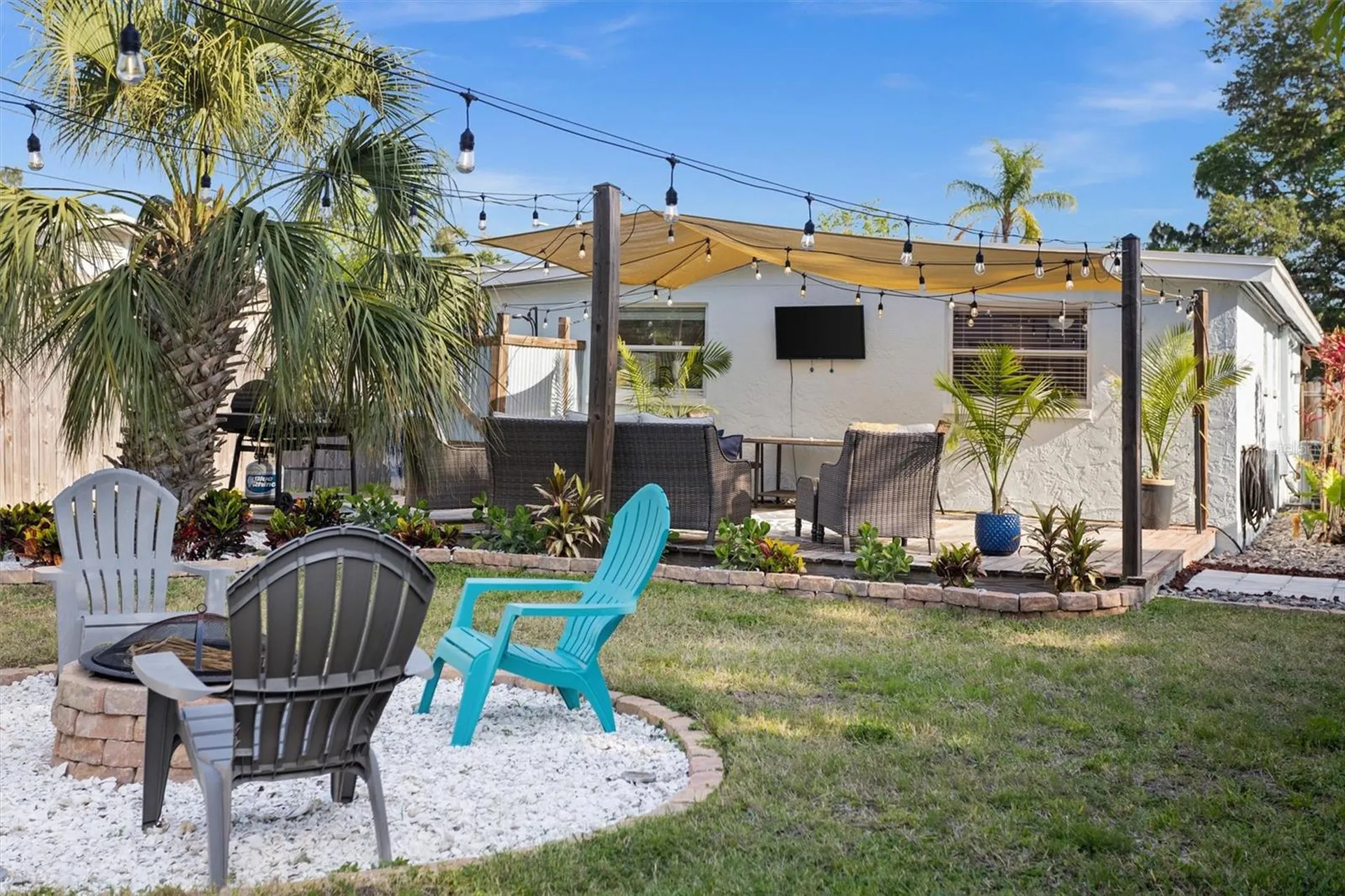 1018 55th Avenue N St Petersburg FL 33703