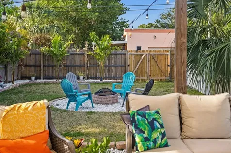 1018 55th Avenue N St Petersburg FL 33703