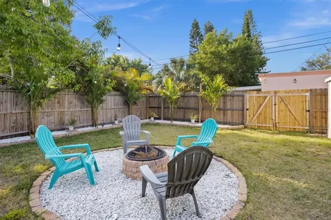 1018 55th Avenue N St Petersburg FL 33703
