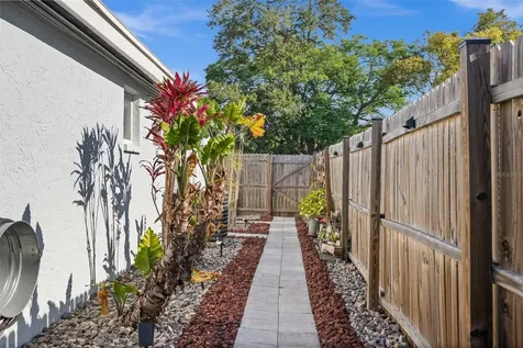 1018 55th Avenue N St Petersburg FL 33703