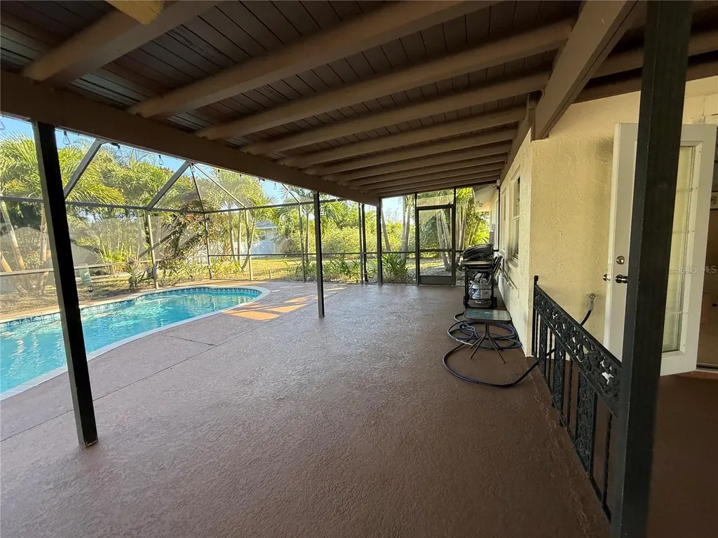 819 S Gondola Drive Venice FL 34293