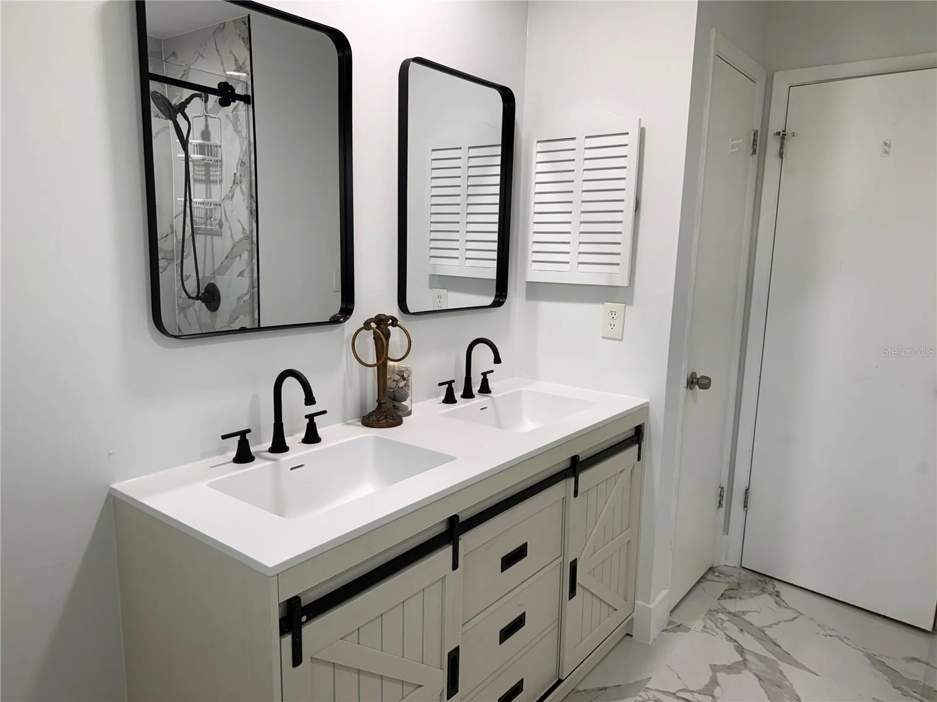 819 S Gondola Drive Venice FL 34293