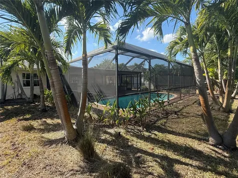 819 S Gondola Drive Venice FL 34293