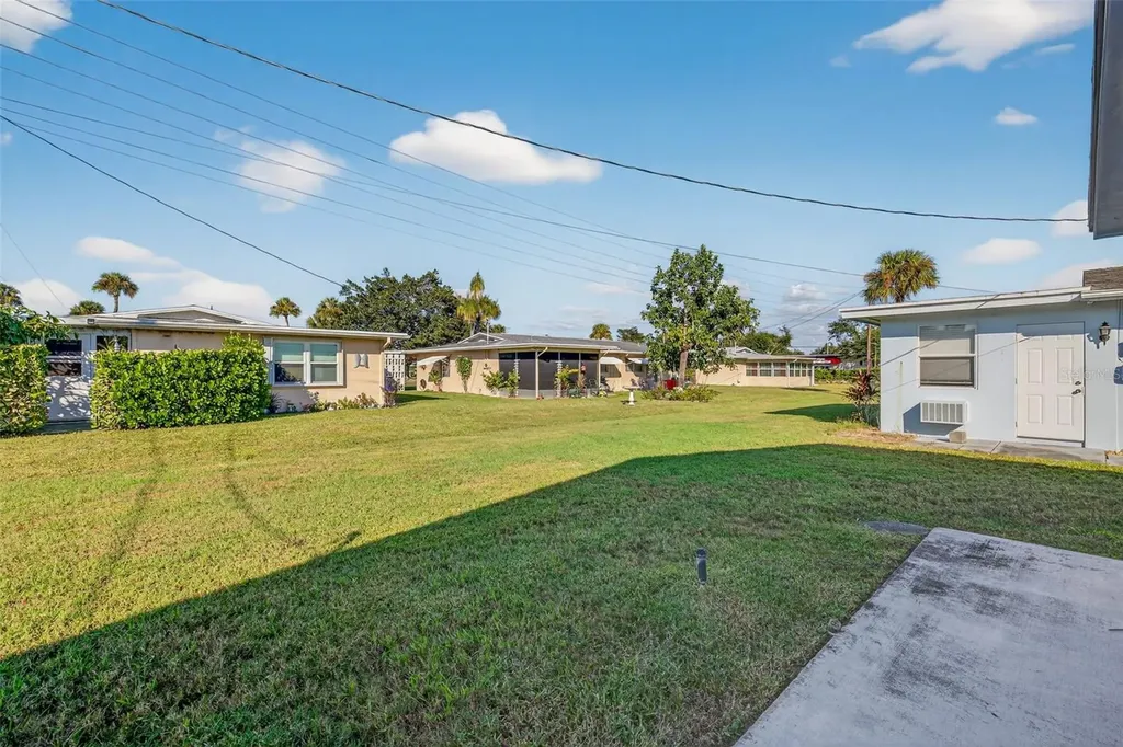 2207 Croton Court Lehigh Acres FL 33936