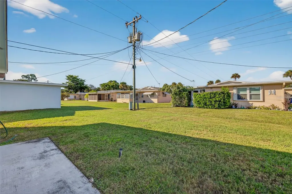 2207 Croton Court Lehigh Acres FL 33936