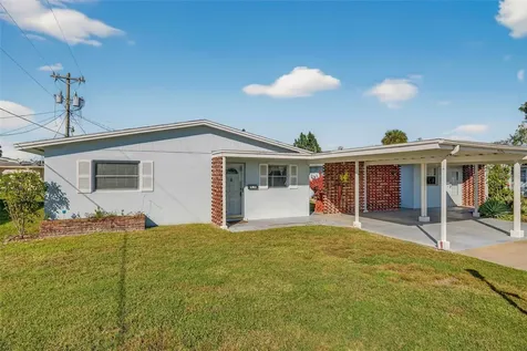 2207 Croton Court Lehigh Acres FL 33936