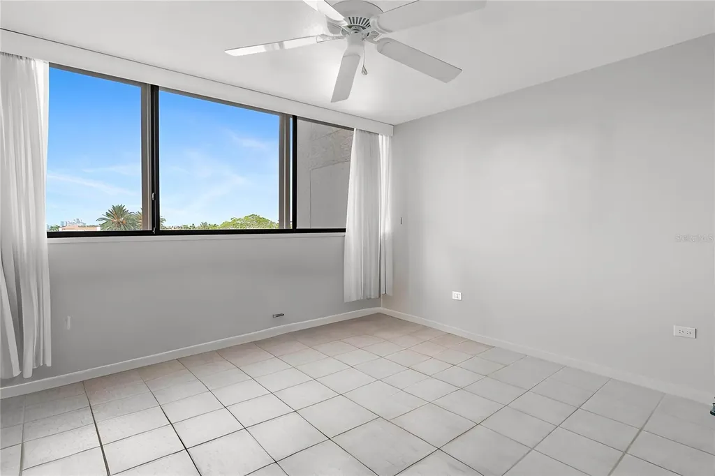 500 Treasure Island Causeway Treasure Island FL 33706