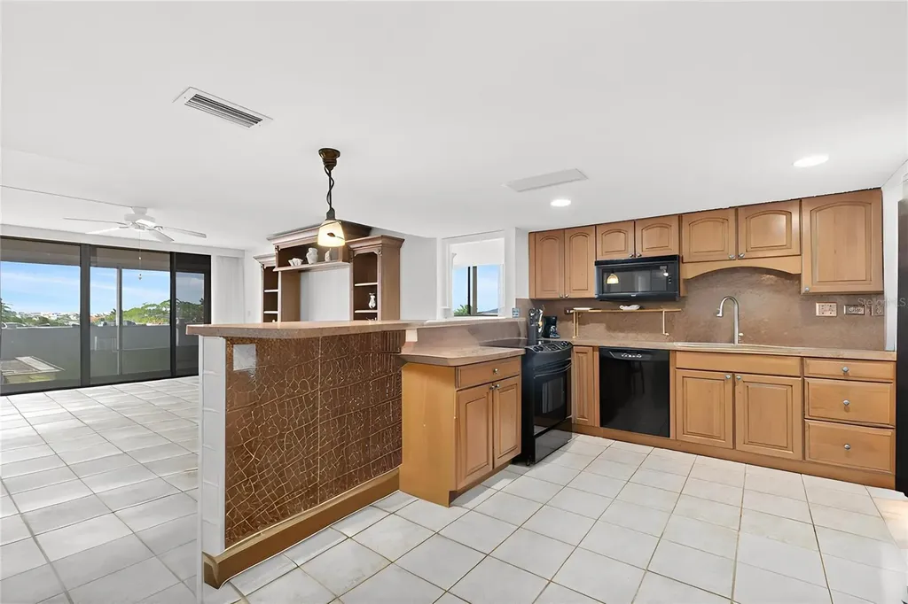 500 Treasure Island Causeway Treasure Island FL 33706
