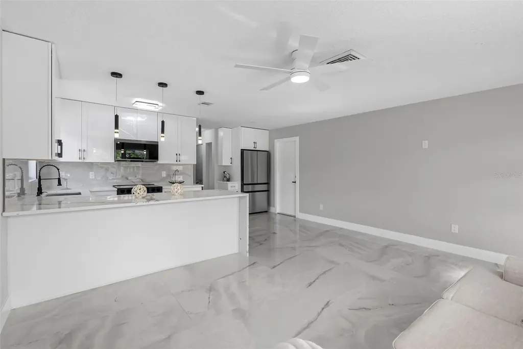 1861 Shore Acres Boulevard NE St Petersburg FL 33703