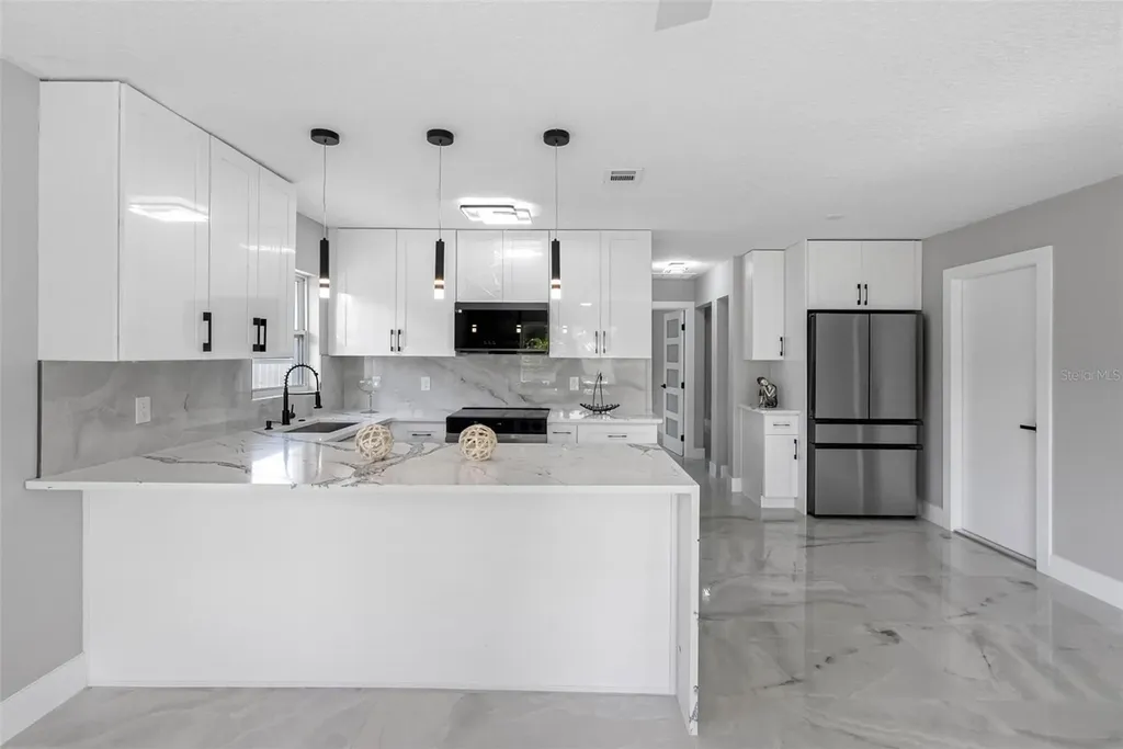 1861 Shore Acres Boulevard NE St Petersburg FL 33703