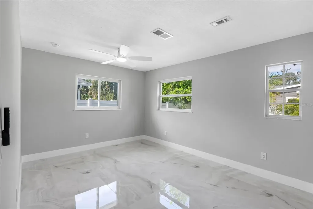 1861 Shore Acres Boulevard NE St Petersburg FL 33703