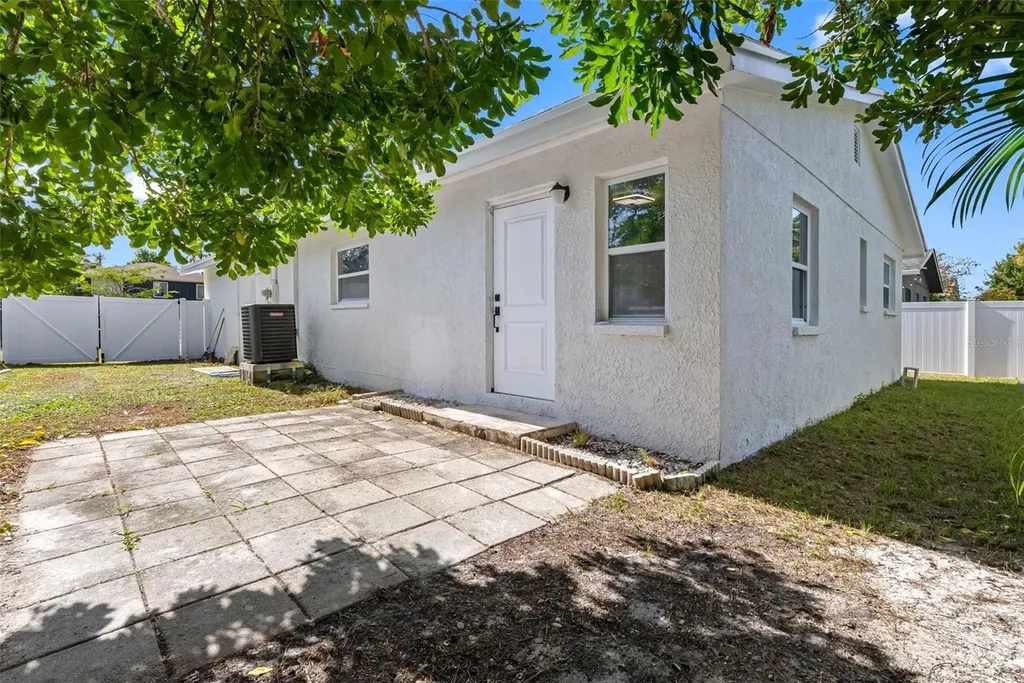 1861 Shore Acres Boulevard NE St Petersburg FL 33703