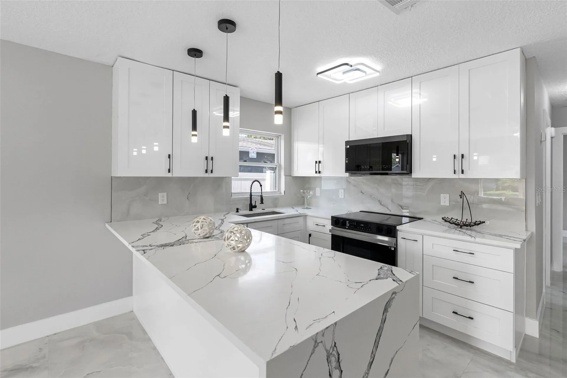 1861 Shore Acres Boulevard NE St Petersburg FL 33703