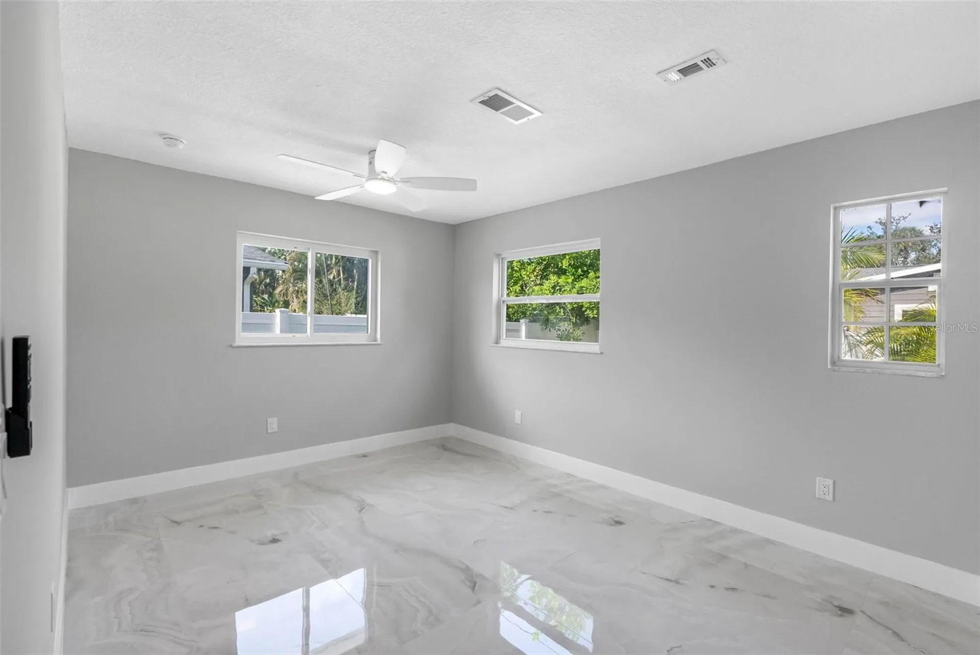 1861 Shore Acres Boulevard NE St Petersburg FL 33703