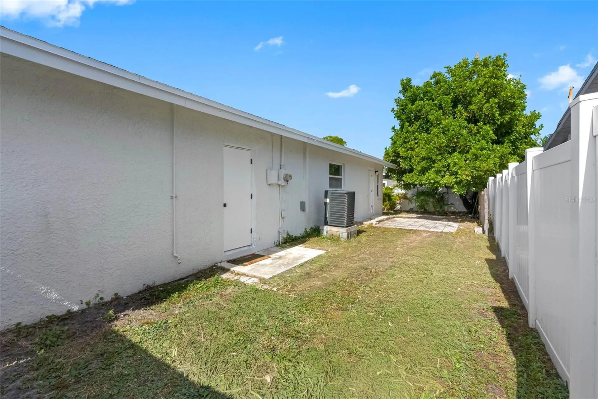 1861 Shore Acres Boulevard NE St Petersburg FL 33703