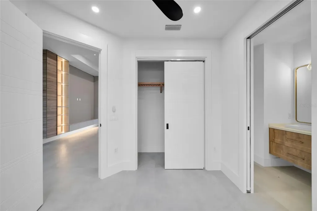 836 SW 36th Terrace Cape Coral FL 33914