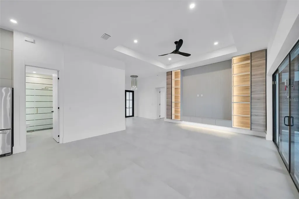 836 SW 36th Terrace Cape Coral FL 33914